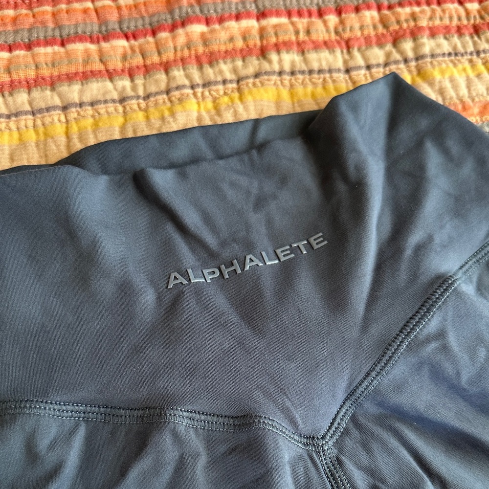 ALPHALETE Women’s Tie Dye Leggings NWT